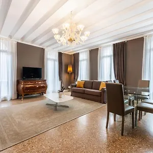 San Teodoro Palace - Luxury , Venice Italy
