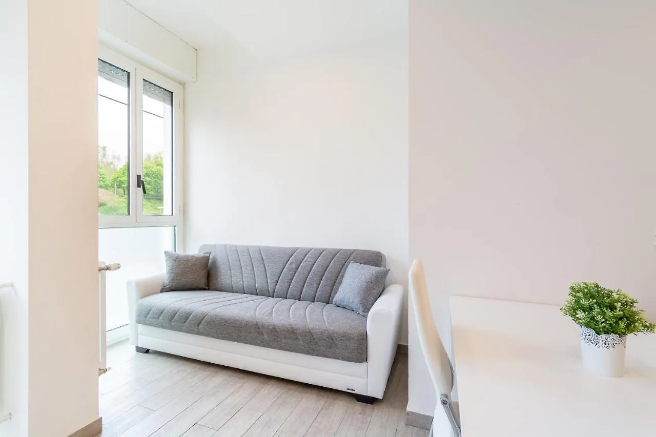 Bologna Train Station Apartment